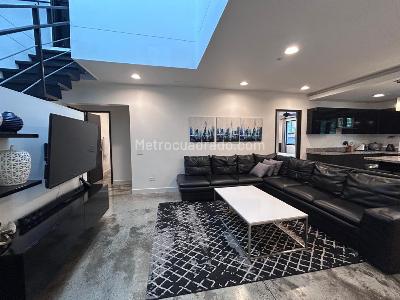 Casa de 5 alcobas en venta en El Poblado, Medellín, 450 m² · foto 4 de 17
