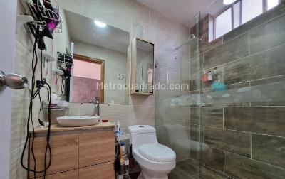 Apartamento de 3 alcobas en venta en Castropol, Medellín, 310 m² · foto 9 de 19