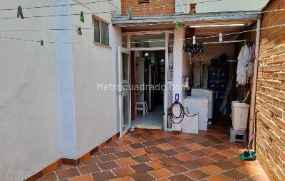 Apartamento de 3 alcobas en venta en Castropol, Medellín, 310 m² · foto 14 de 19