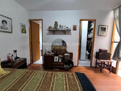 Apartamento de 4 alcobas en venta en Laureles, Medellín, 103 m² · foto 14 de 19