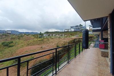 Casa de 5 alcobas en venta en Loma Del Escobero, Envigado, 450 m² · foto 12 de 20
