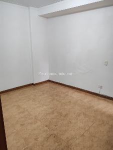 Apartamento de 4 alcobas en venta en Laureles, Medellín, 105 m² · foto 2 de 20