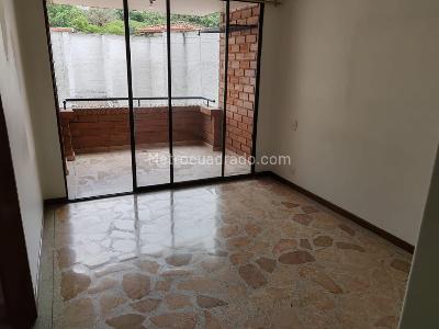Apartamento de 4 alcobas en venta en Laureles, Medellín, 105 m² · foto 18 de 20