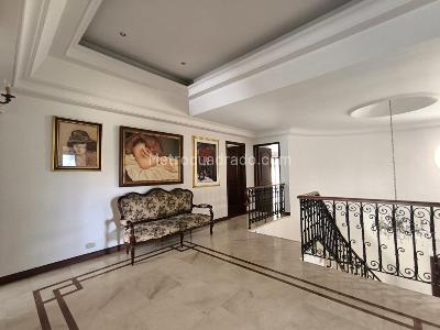 Casa de 4 alcobas en venta en Altos Del Poblado, Medellín, 464 m² · foto 18 de 20