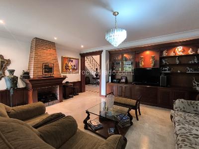 Casa de 4 alcobas en venta en Altos Del Poblado, Medellín, 464 m² · foto 7 de 20