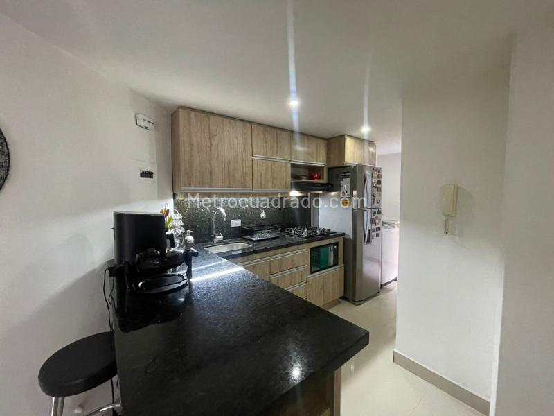 Elegant 1BR Furnished Apartment in San Diego - 4