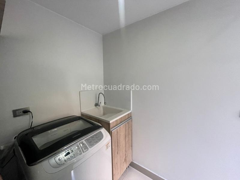 Elegant 1BR Furnished Apartment in San Diego - 9