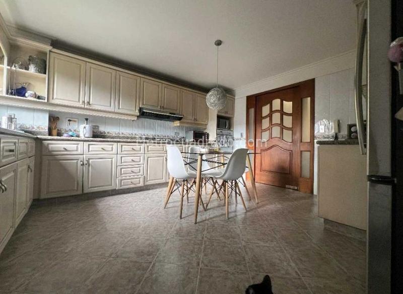 Casa de Lujo de 4 Alcobas en Arriendo en La Calera - 6