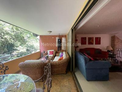 Casa de 3 alcobas en venta en Los Mesa, Envigado, 273 m² · foto 6 de 20