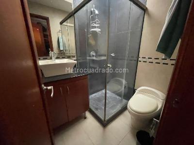 Casa de 3 alcobas en venta en Los Mesa, Envigado, 273 m² · foto 20 de 20