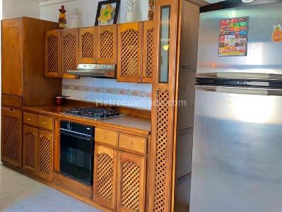 Apartamento de 4 alcobas en venta en Laureles, Medellín, 240 m² · foto 12 de 19