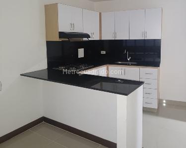 Apartamento de 3 alcobas en arriendo en Loma Del Indio, Medellín, 87 m² · foto 7 de 10