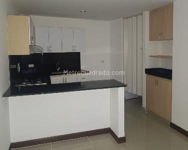 Apartamento de 3 alcobas en arriendo en Loma Del Indio, Medellín, 87 m² · foto 8 de 10
