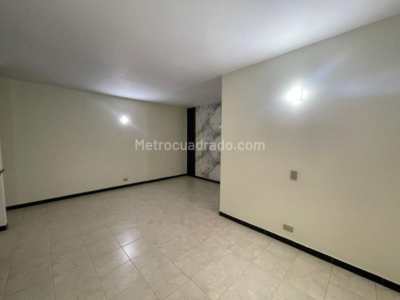 Apartamento de 3 Alcobas en Ciudad del Río para Arriendo - 2