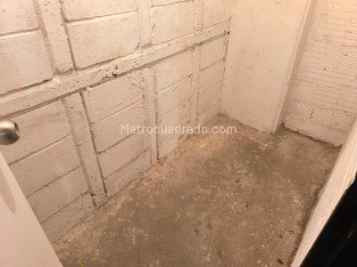 Apartamento de 3 alcobas en venta en El Poblado, Medellín, 78 m² · foto 17 de 18
