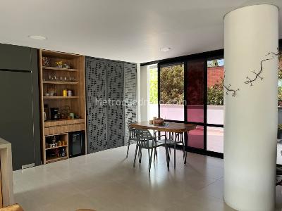 Apartamento en arriendo en Altos Del Poblado, Medellín · foto 2 de 10