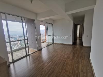 Apartamento de 3 alcobas en venta en Las Lomitas, Sabaneta, 71 m² · foto 3 de 15