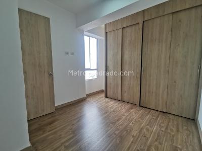 Apartamento de 3 alcobas en venta en Las Lomitas, Sabaneta, 71 m² · foto 14 de 15