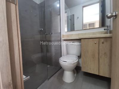 Apartamento de 3 alcobas en venta en Las Lomitas, Sabaneta, 71 m² · foto 15 de 15