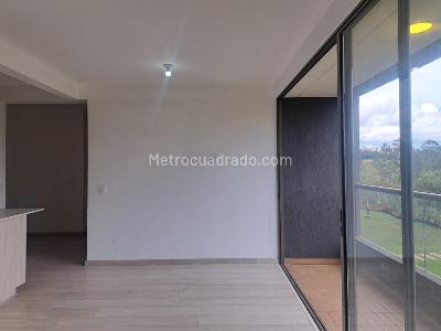 Apartamento de 3 alcobas en venta en San Antonio, Rionegro, 76 m² · foto 13 de 20