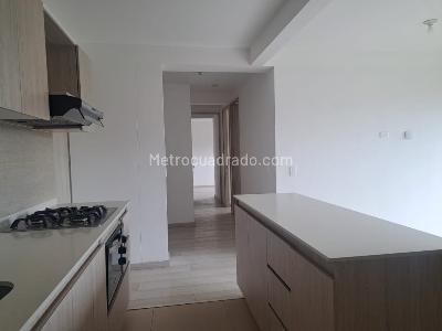 Apartamento de 3 alcobas en venta en San Antonio, Rionegro, 76 m² · foto 2 de 20