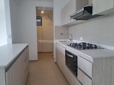 Apartamento de 3 alcobas en venta en San Antonio, Rionegro, 76 m² · foto 4 de 20