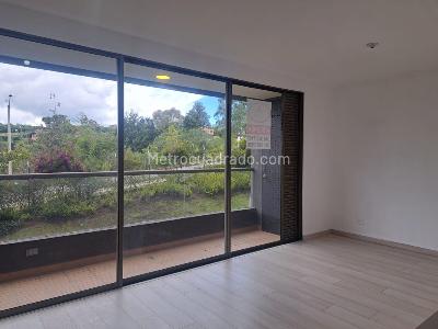 Apartamento de 3 alcobas en venta en San Antonio, Rionegro, 76 m² · foto 5 de 20