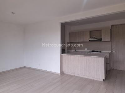Apartamento de 3 alcobas en venta en San Antonio, Rionegro, 76 m² · foto 8 de 20