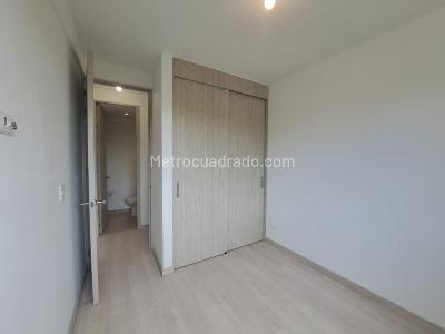 Apartamento de 2 alcobas en venta en San Antonio, Rionegro, 76 m² · foto 16 de 20
