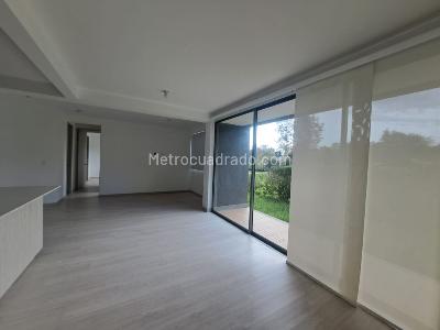 Apartamento de 2 alcobas en venta en San Antonio, Rionegro, 76 m² · foto 4 de 20