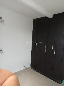 Apartamento de 3 alcobas en venta en Robledo, Medellín, 45 m² · foto 6 de 9