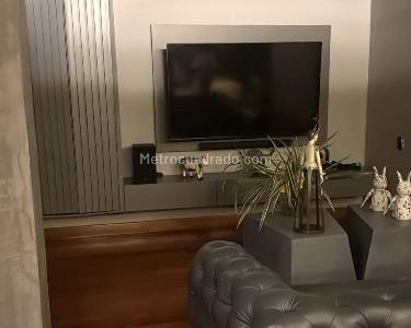 Apartamento en arriendo en El Poblado, Medellín · foto 2 de 7
