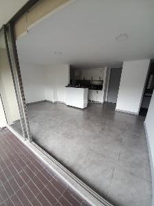 Apartamento de 3 alcobas en venta en Centro, Envigado, 70 m² · foto 3 de 14