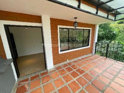 Casa de 4 alcobas en venta en Las Brisas, Sabaneta, 170 m² · foto 10 de 13