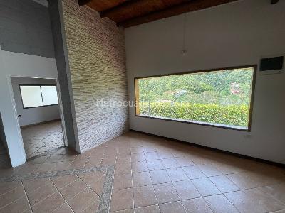 Casa de 4 alcobas en venta en Las Brisas, Sabaneta, 170 m² · foto 5 de 13