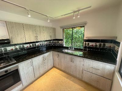 Casa de 4 alcobas en venta en Las Brisas, Sabaneta, 170 m² · foto 7 de 13
