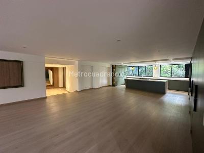 Apartamento en venta en El Poblado, Medellín · foto 13 de 20