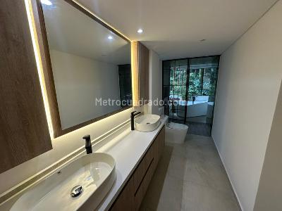 Apartamento en venta en El Poblado, Medellín · foto 18 de 20