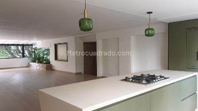 Apartamento en venta en El Poblado, Medellín · foto 7 de 20