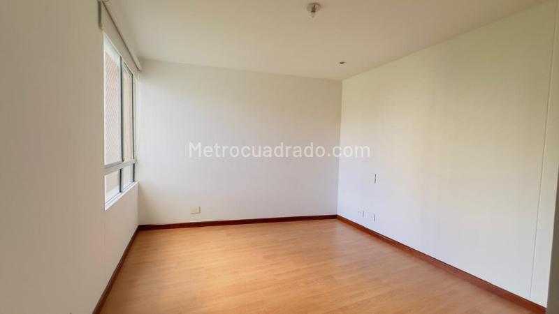 3BR Apartment in El Poblado with Balcony and Double Parking - 5