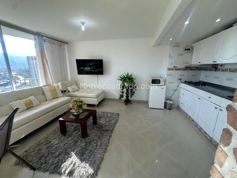 Apartamento en Arriendo, El Poblado, Medellín - 3