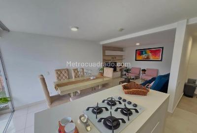 Apartamento de 3 alcobas en venta en Suramerica, Itagüí, 77 m² · foto 12 de 20