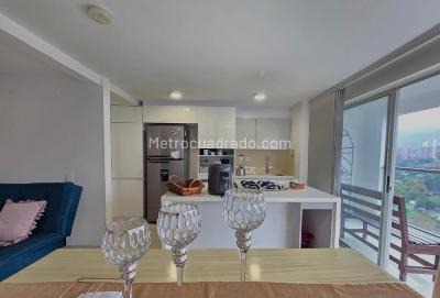 Apartamento de 3 alcobas en venta en Suramerica, Itagüí, 77 m² · foto 2 de 20