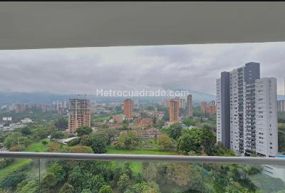 Apartamento de 3 alcobas en venta en Suramerica, Itagüí, 77 m² · foto 5 de 20