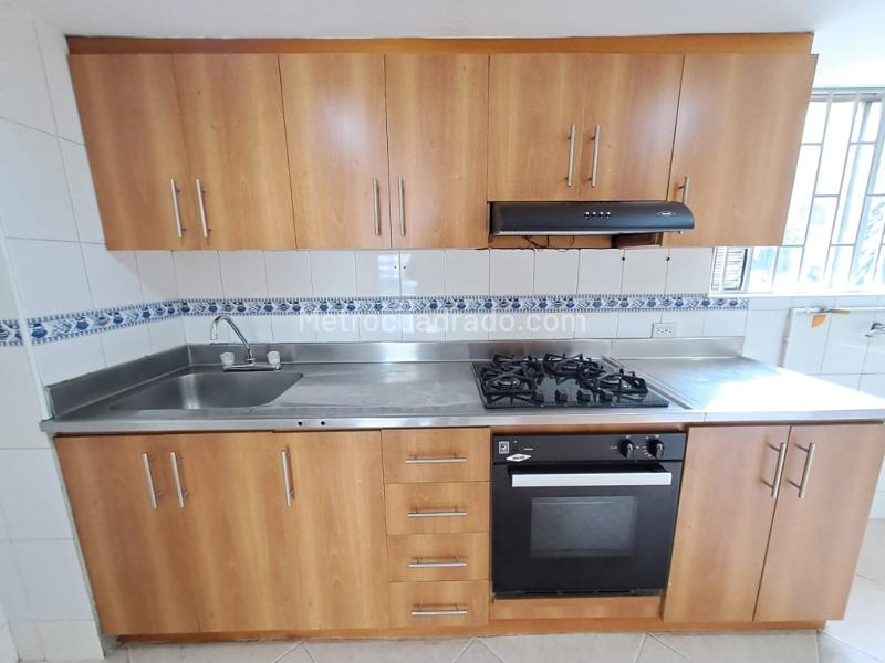 Elegant 3BR Apartment in Quiet El Campestre