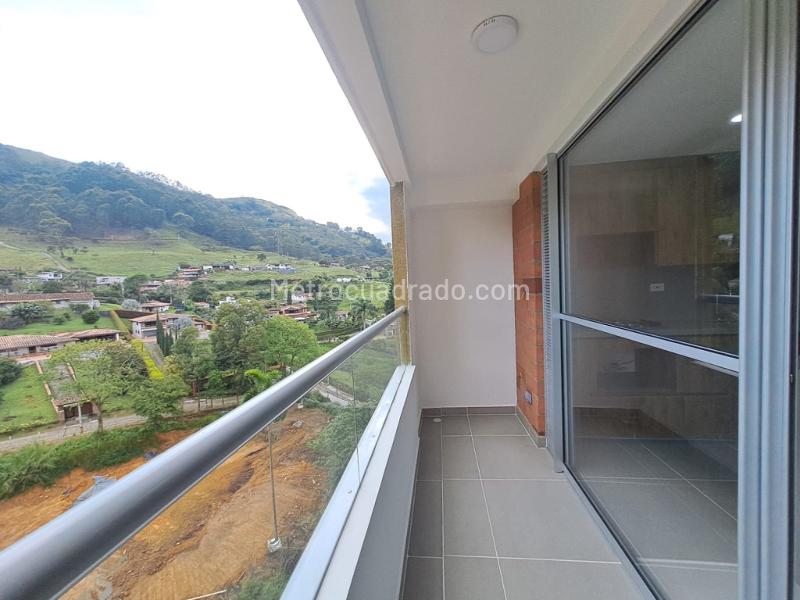 2BR Apartment in Las Antillas (61 m²) - 3