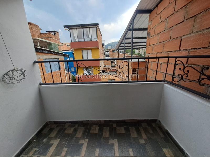 Cozy 3BR Duplex House in Belen Loma De Los Bernal - 2