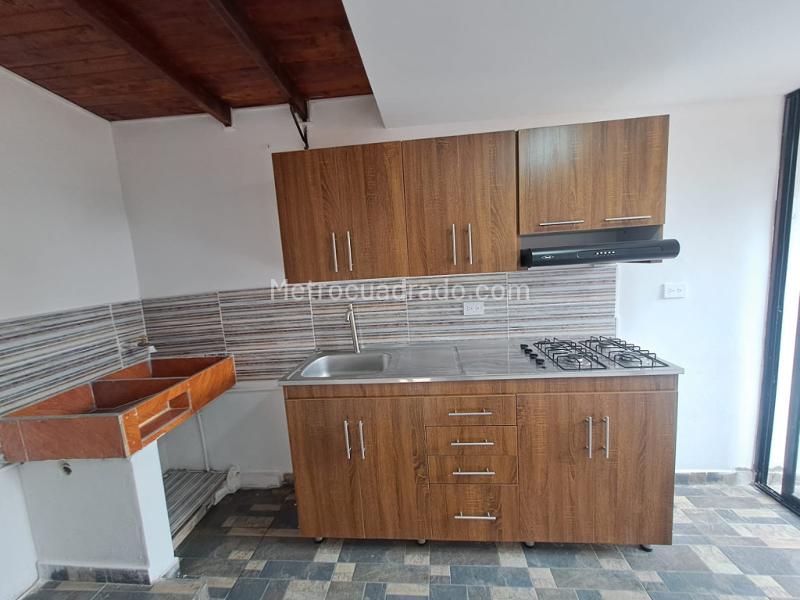 Cozy 3BR Duplex House in Belen Loma De Los Bernal - 3