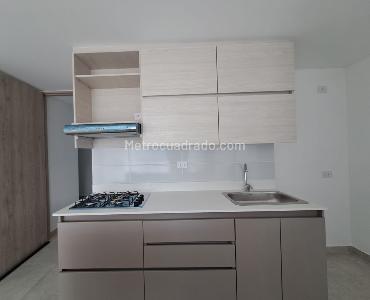 Apartamento de 3 alcobas en venta en Las Lomitas, Sabaneta, 84 m² · foto 2 de 20