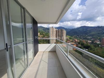 Apartamento de 3 alcobas en venta en Las Lomitas, Sabaneta, 84 m² · foto 10 de 20